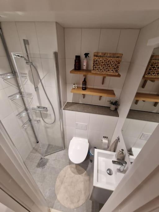 Apartment Modern With Bathroom, No Kitchen And Your Own Entrance Stockholm